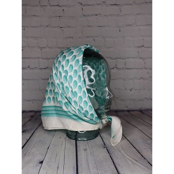 Vintage Ombre Leaf Scarf! - Picture 1 of 7